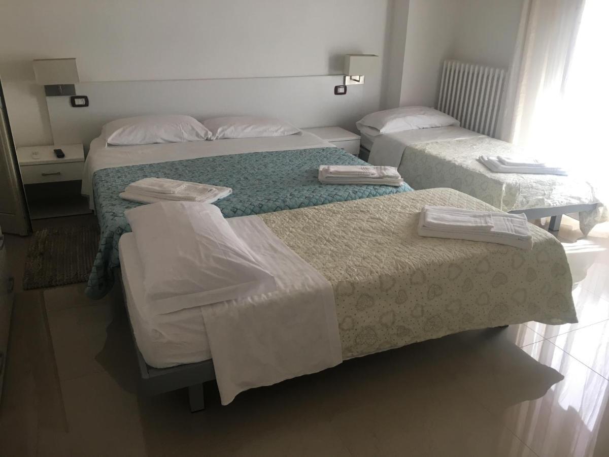 Stelmalu' Hotell Novoli Eksteriør bilde